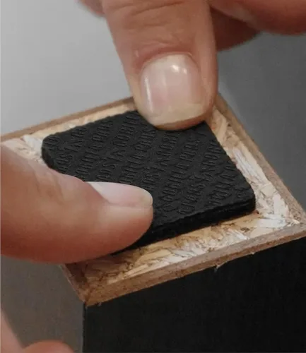 Miniatura 6 de Slipstick GorillaPads CB150 Almohadillas antideslizantes para muebles/empuñaduras de goma (juego de 8) Protectores de pisos para patas de muebles