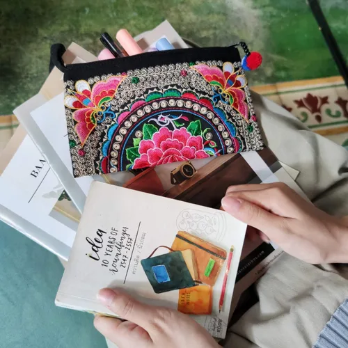 Miniatura 23 de Sabai Jai - Bolso de pulsera para teléfono inteligente - Carteras de embrague bordadas a mano Boho