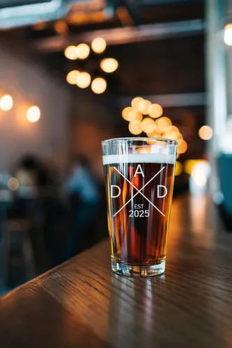 Miniatura 6 de Vaso de cerveza Dad Est 2025 – Anuncios de embarazo para la familia – Pinta de cerveza de 16 onzas para futuro padre – Regalos para papá – Divertido