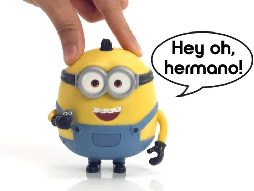 Miniatura 4 de Minions: The Rise of Gru Sing 'N Babble Otto - Figura de acción interactiva, juguete de personaje parlante con 25 sonidos para hablar y reír de 4