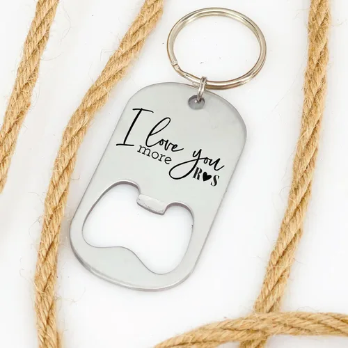 Miniatura 5 de Regalo personalizado para novio con texto en inglés "I Love You More", llavero abrebotellas, idea de regalo para él, regalo de Navidad personalizado