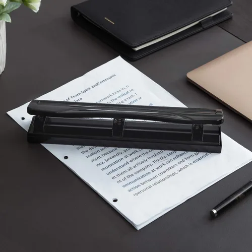 Miniatura 7 de Amazon Basics - Perforadora de 3 agujeros, capacidad para 10 hojas, color negro