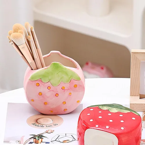 Miniatura 5 de TANG SONG Soporte de cepillo de maquillaje de fresa de cerámica, caja de almacenamiento de cosméticos, soporte para bolígrafos y lápices, Rosa