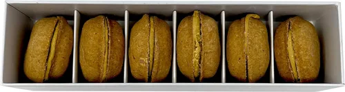 Miniatura 4 de Bonne et Filou - Macarrones gourmet para perros de Creme Brulee hechos a mano - Regalos para perros y regalos de cumpleaños - Bocadillo saludable
