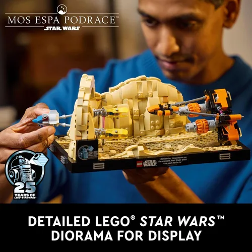 Miniatura 2 de LEGO Star Wars: The Phantom Menace Mos ESPA Podrace Diorama, modelo de construcción y exhibición para adultos, regalo para fanáticos de Star Wars