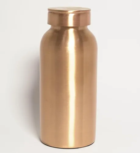 Botella de agua de cobre hecha a mano de 60.9 fl oz/61 oz con bolsa de yute, diseño liso, a prueba de fugas, botella de cobre ayurvédico puro para