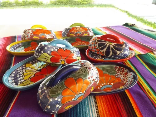 Miniatura 6 de Cuenco para Mantequilla de Cerámica Talavera con Tapa Pintada a Mano, Auténtica Cerámica Mexicana de Cocina, Diseño Floral (Rojo)