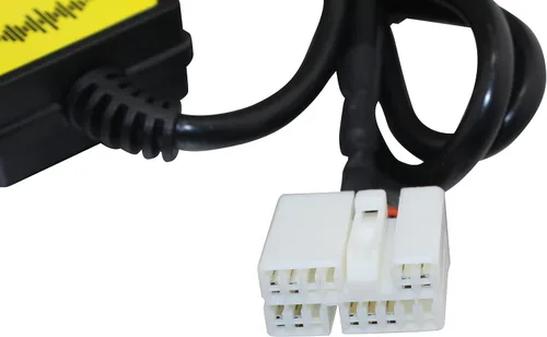 Miniatura 2 de Adaptador de interfaz auxiliar USB Honda - Charge & Play para Accord (2003-2011), CRV (2005-2011), Pilot (2006-2011), Odyssey (2005-2011), Civic