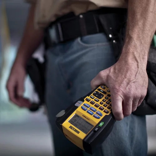Miniatura 4 de DYMO Etiquetadora Industrial y Estuche de Transporte RhinoPRO 5200 Etiquetadora, para Sitios de Trabajo y Trabajos de Etiquetado de Alta