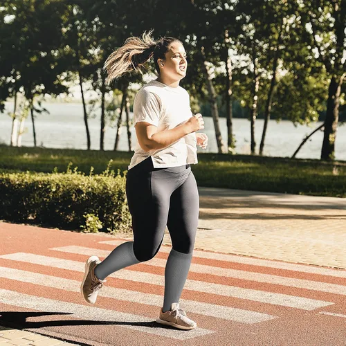 Miniatura 3 de FEYHAY Calcetines de compresión de cobre de talla grande (3 pares) de circulación de 20-30 mmHg es el mejor atlético y diario para hombres y mujeres