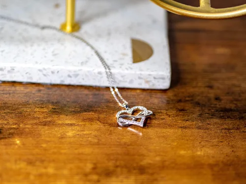 Miniatura 5 de Sash & Soph Collar de corazón infinito para mujer, collar de corazón de plata de ley 925 para novia, colgante de corazón de amor en cadena de 18