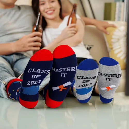 Miniatura 6 de Mepase 6 pares de calcetines de graduación, regalos de clase dominada de 2023, calcetines casuales novedosos para graduación universitaria, regalo