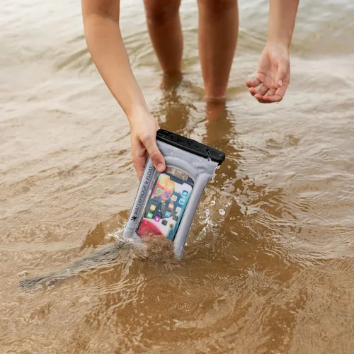 Miniatura 8 de geckobrands Bolsa seca flotante para teléfono, bolsa impermeable y flotante, se adapta a la mayoría de los modelos de iPhone y Samsung Galaxy Verde