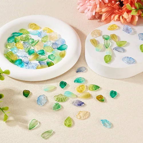 Miniatura 6 de Craftdady Dijes de cuentas de hojas de arce transparentes, colgantes colgantes de adorno para colgar, bonitos dijes para collares, pulseras, vidrio