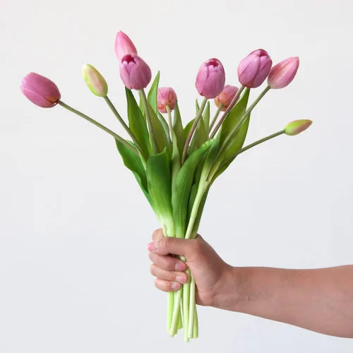 Miniatura 9 de 10 tulipanes artificiales de tacto real, tulipán de látex, tulipanes de plástico artificiales, ramo de flores falsas para mesa de comedor, hogar