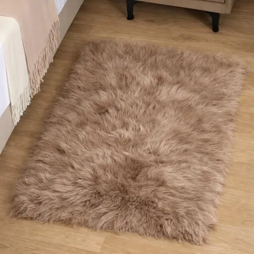 Miniatura 5 de Goolela Alfombra esponjosa de piel sintética para dormitorio, color marrón claro beige, 2 x 3 pies, alfombra de piel de oveja peluda y difusa