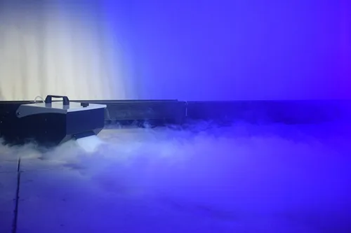 Miniatura 6 de ADJ - Máquina de niebla a base de agua Mister Kool II, produce niebla baja.
