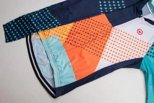 Miniatura 5 de Camiseta de ciclismo de manga larga para mujer, con 3 bolsillos traseros, transpirable, de secado rápido