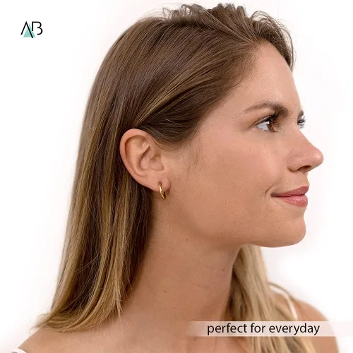 Miniatura 2 de Altitude Boutique Aretes de aro pequeños de oro de 18 quilates para mujer, aretes de tubo fino chapados en oro, ligeros, hipoalergénicos, gruesos