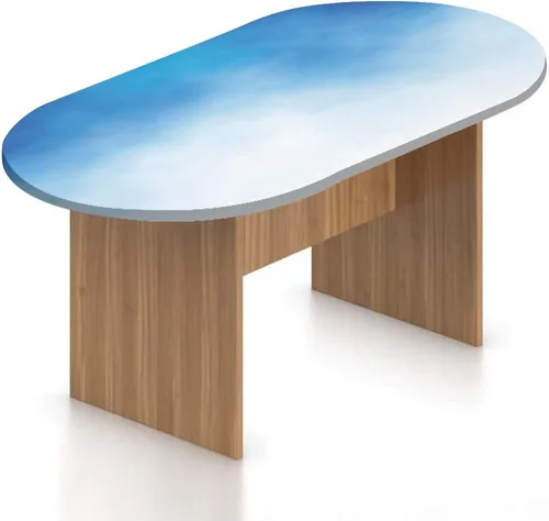 Mantel ajustable ovalado de poliéster con bordes elásticos azules, detalle de nube blanca en cielo azul claro, protector de mesa ajustable para