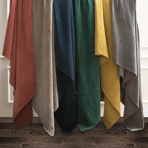 Miniatura 3 de HiEnd Accents - Edredón de terciopelo de algodón lavado a la piedra, tamaño Queen, color verde helecho, ropa de cama clásica tradicional de lujo