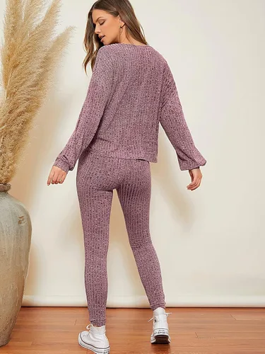 Miniatura 2 de WDIRARA Conjunto de 2 piezas de camiseta de manga larga con hombros caídos y pantalones de leggings para mujer