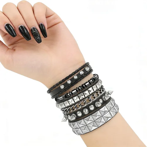 Miniatura 5 de Juego de 4 pulseras góticas de cuero negro, pulseras con tachuelas de pirámide, pulseras de muñeca punk rock para hombres y mujeres, conciertos