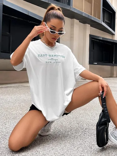 Miniatura 3 de Verdusa Camiseta de manga corta con estampado de letras para mujer