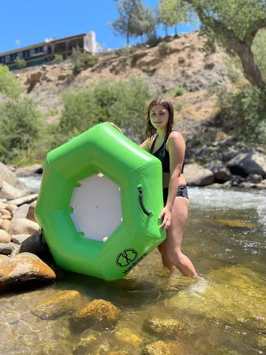 Miniatura 5 de Hardcore River Tube with Durable Triple-Layer PVC, Ergonomic Seven-Sided Design, Intuitive Handles, and C7 Valve Inflation – Ideal for Tubing