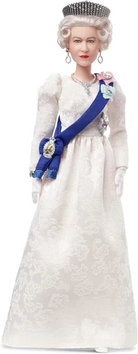 Muñeca Barbie Signature Reina Isabel II Jubileo de Platino con vestido marfil, cinta, corona y guantes, con soporte para muñeca, regalo para