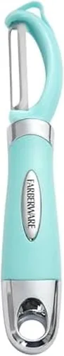 Farberware Euro Peeler, un esencial de cocina para pelar rápida y fácilmente productos, chocolate, quesos y más, cuenta con agujero para colgar para