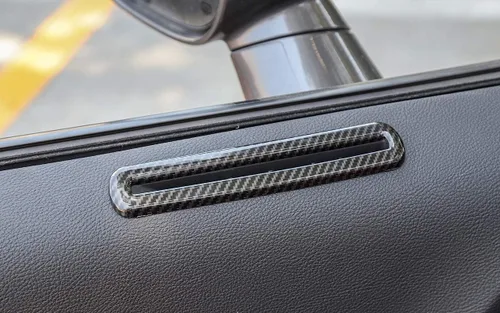Miniatura 3 de GZXinWei Cubierta de salida de aire de puerta interior de fibra de carbono para Dodge Challenger 2015-2020 2021 2022 2023 Adhesivo para panel