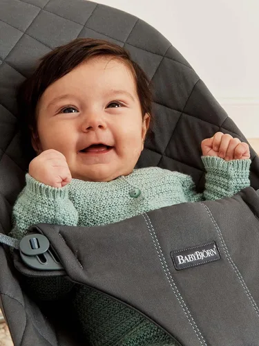 Miniatura 4 de BabyBjörn Bouncer Bliss, Antracita, Tejido, Colchón Clásico Asiento Ajustable de Mecedora de Bebé 2-en-1 y Silla para Niños Pequeños, de Recién