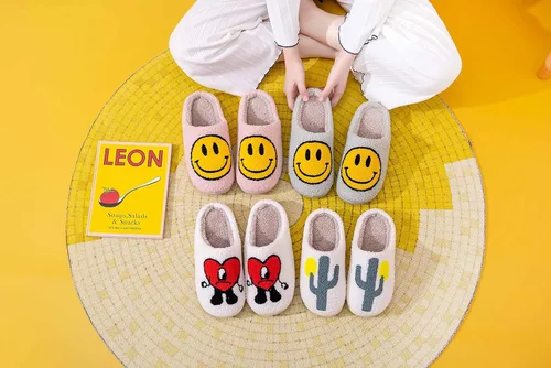 Miniatura 4 de NEVEROLD Divertidas y bonitas pantuflas de piel de felpa mullida, con dibujos animados, ilustradas y coloridas, para mujeres, hombres, niñas y niños