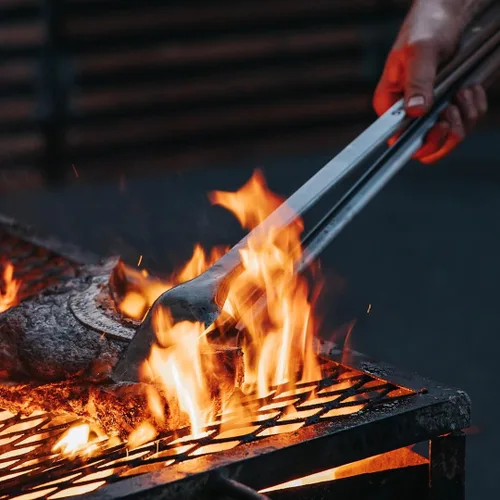 Miniatura 8 de Donkey Tong - Pinzas para barbacoa de 27 pulgadas de largo, pinzas resistentes para asar a la parrilla, ahumar, carbón y cocinar al aire libre