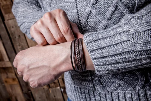 Miniatura 5 de SERASAR Premium Leather Bracelet [Braid] for Men in Black & Brown Various Lengths Magnetic Stainless Steel Clasp Exclusive Jewellery Box