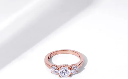 Miniatura 5 de Tienda Collection Platinum or Gold Plated Sterling Silver Round 3-Stone Ring made with Infinite Elements Cubic Zirconia