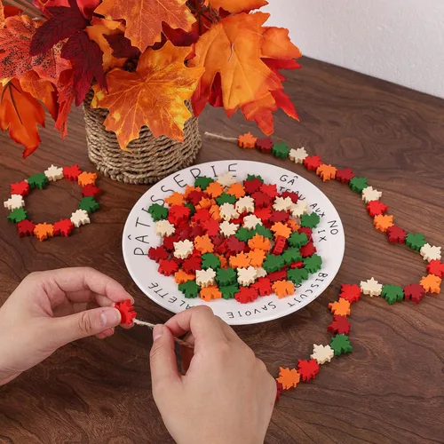 Miniatura 4 de Whaline 150 cuentas de madera de hoja de arce de otoño de Acción de Gracias, 5 colores, cuentas de madera rústicas de granja, cuentas de hojas