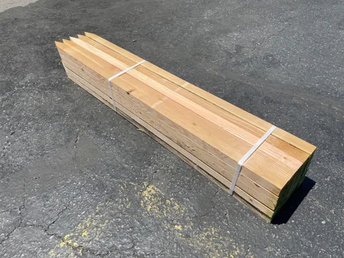 Miniatura 7 de Sandbaggy Estacas de madera de 48 pulgadas, fabricadas en los Estados Unidos, 2 pulgadas de grosor, resistentes para construcción, jardinería