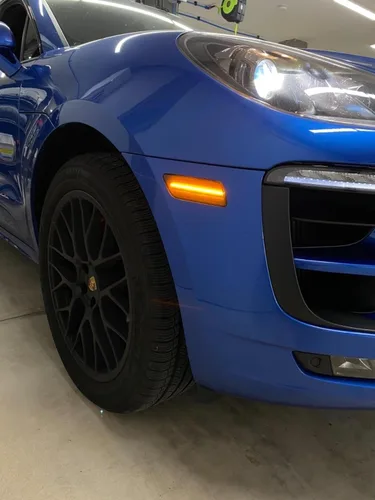 Miniatura 7 de iJDMTOY Kit de Luces Marcadoras Laterales de Parachoques LED Completo de Lente Ahumada Ámbar Compatible con Porsche Macan 2014-2024, Alimentado por