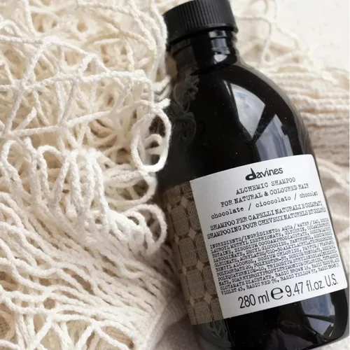 Miniatura 6 de Davines Champú alquimico, limpieza segura para cabello teñido, 6 tonos vibrantes para iluminar e intensificar