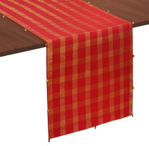 COTTON CRAFT Camino de mesa de Navidad a cuadros con campanas de metal dorado – 13 x 72 pulgadas, mantel festivo de algodón rojo y dorado con ribete