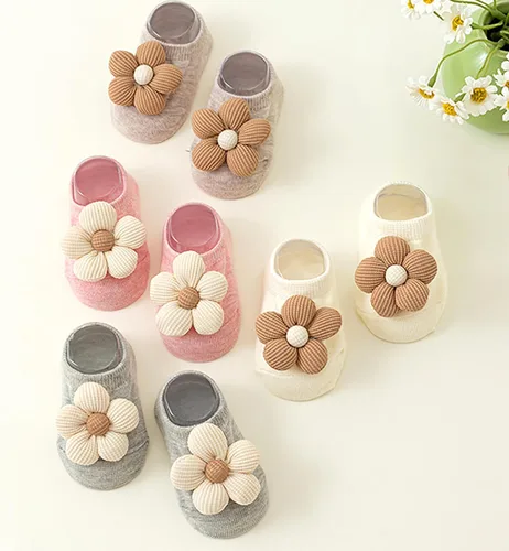 Miniatura 4 de Paquete de 4 calcetines para bebé, con empuñaduras antideslizantes de flores para bebés y niños pequeños, calcetines tobilleros de corte bajo