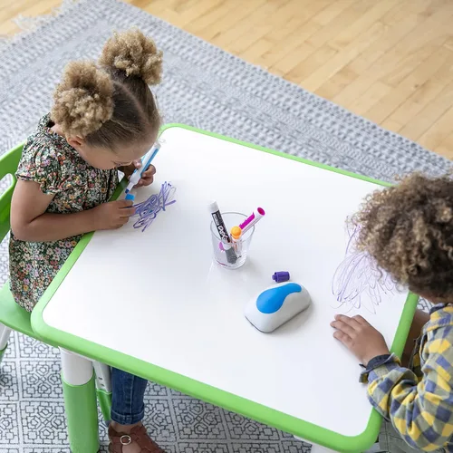 Miniatura 8 de ECR4Kids Mesa de actividades cuadrada de borrado en seco con 2 sillas, ajustable, muebles para niños, verde hierba, 3 piezas Verde (Grassy Green)
