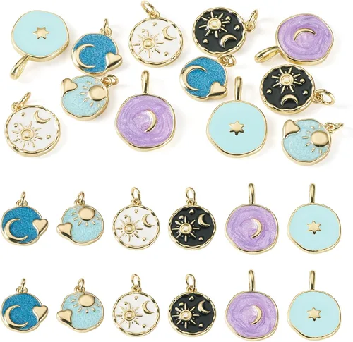 Cheriswelry 12 dijes celestiales chapados en oro de 18 quilates con diseño de estrella, sol, luna, planos, redondos, esmaltados, colgantes, adornos