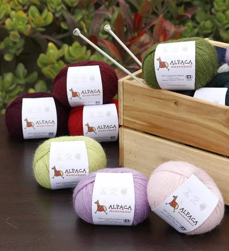 Miniatura 6 de Juego de 3 madejas de 100% lana de alpaca, peso DK, celestial, suave y perfecto para tejer y tejer a ganchillo (morado, DK)