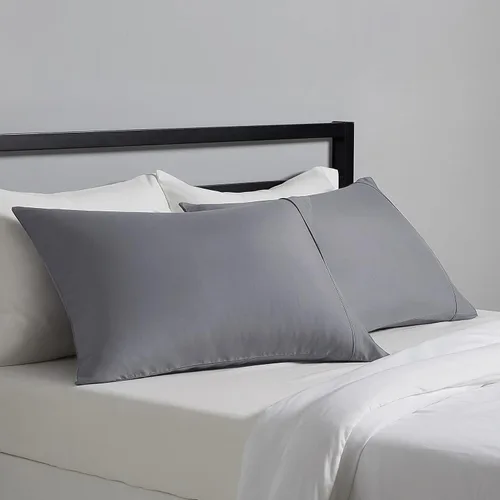 Miniatura 8 de Amazon Basics Juego de 2 fundas de almohada estándar, ligeras, súper suaves y de fácil cuidado, color gris oscuro, 30 pulgadas de largo x 20