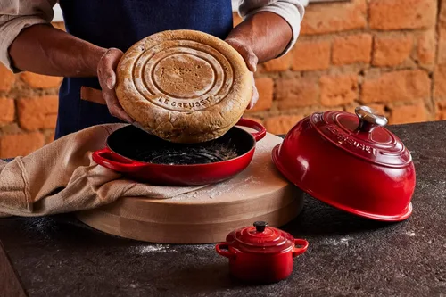 Miniatura 6 de Le Creuset Horno de pan de hierro fundido esmaltado, Cereza Cerise