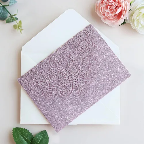 Miniatura 5 de Hosmsua 50 bolsillos de invitación de boda con purpurina morada, 5.12 x 7.2 pulgadas, corte láser, bolsillos de invitación de quinceañera de encaje