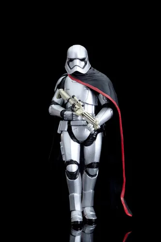 Miniatura 3 de Star Wars: El Despertar de la Fuerza color negro de 6 pulgadas, capitán Phasma